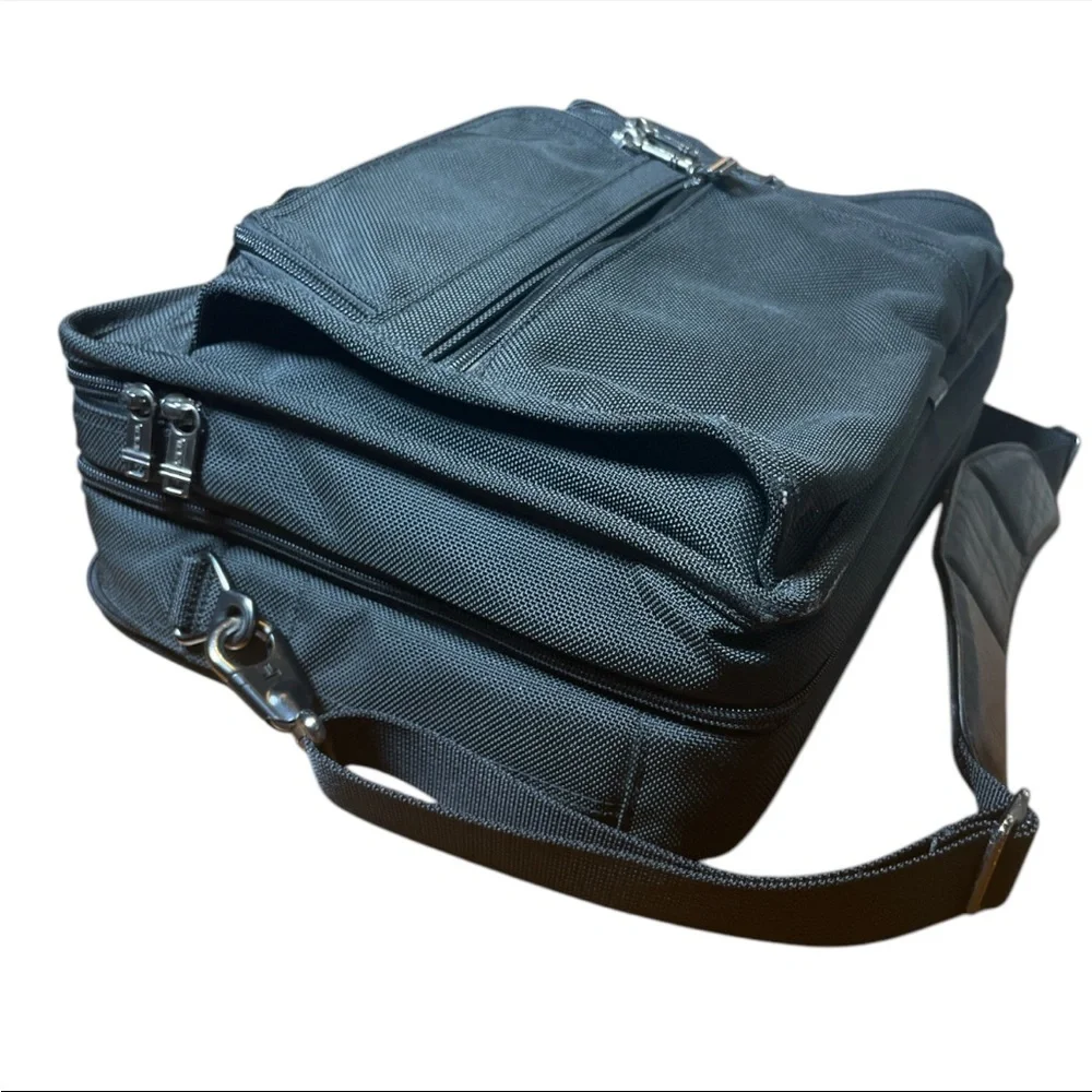TUMI Alpha Ballistic Nylon Expandable Multipurpose Travel Bag Black 26141D4